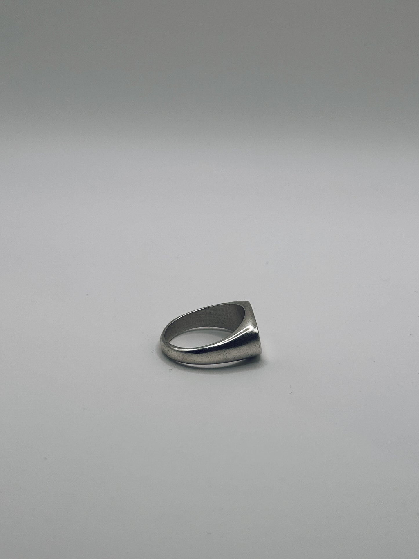 OVAL